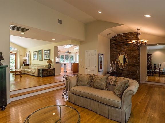 Living room w/wood floors 