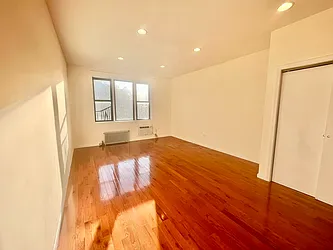 Rented by Best Apartments North Inc