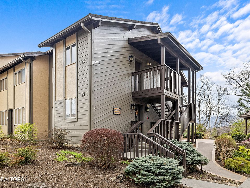 1st image of 1050 Ski View Dr APT 102