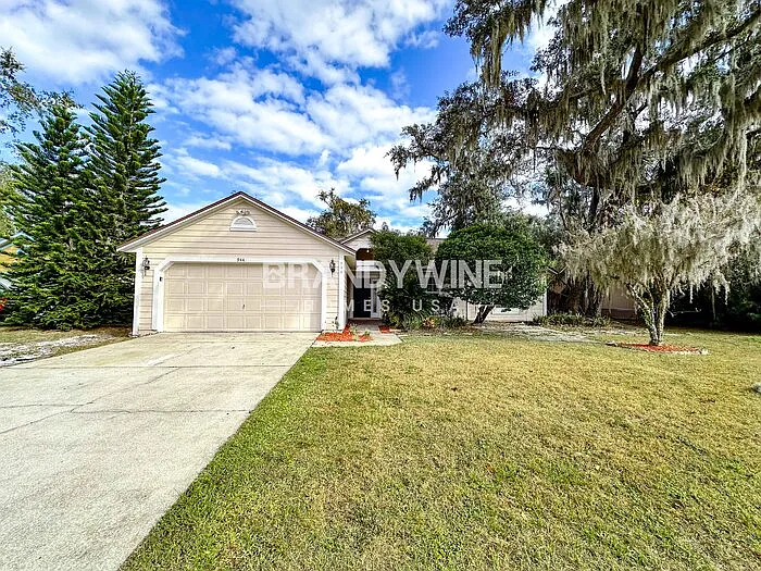 944 Old Mail Ln — Photo 2