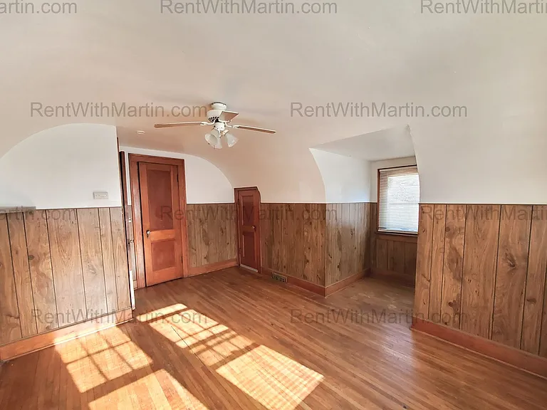137 Hope Ave — Photo 20