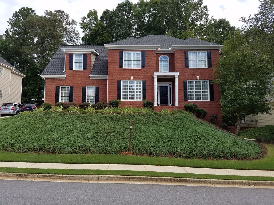 1st image of 2400 Wood Creek Ct