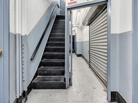 3rd image of 5 Eldridge St APT 1