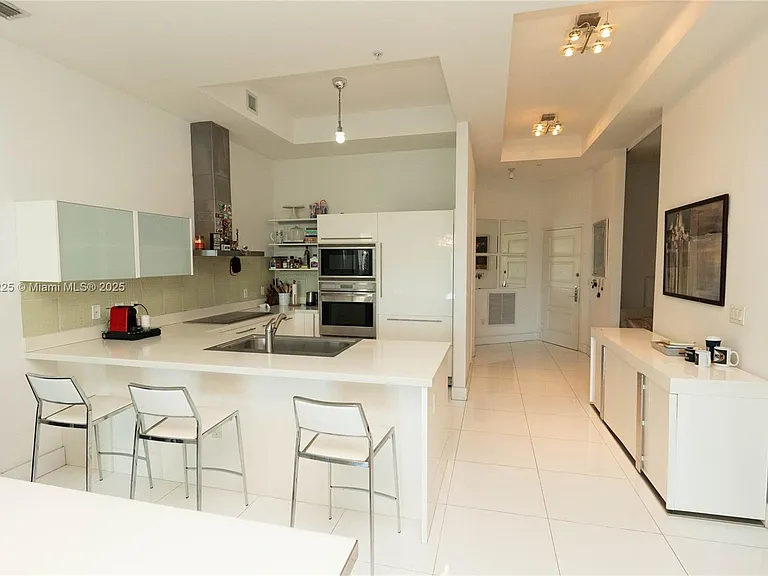 150 Sunny Isles Blvd #Townhouse 1-403 — Photo 13