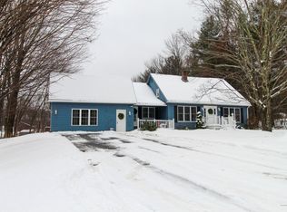 8 Stoney Acres Rd, Pittston, ME 04345