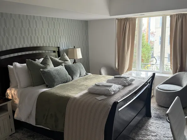 354 Gorge Rd #354, Cliffside Park, NJ 07010