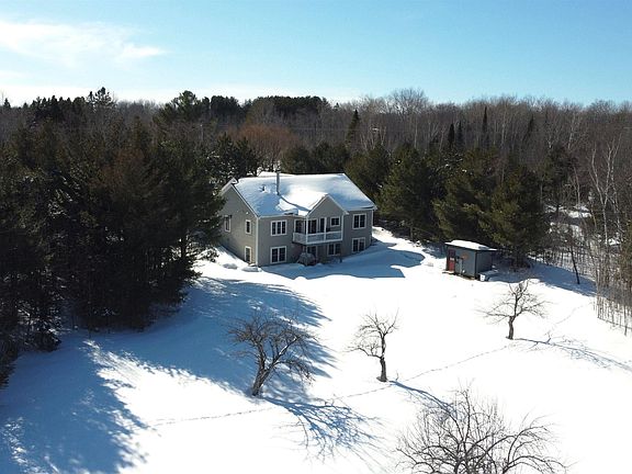 3rd image of 46750 Paradise Rd