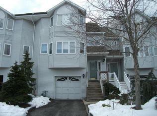 202 Muskflower Ct #20H2, Toms River, NJ 08753