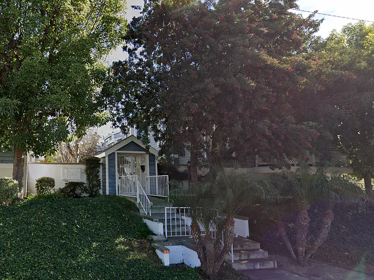 21820 Belshire Ave #4 — Photo 1
