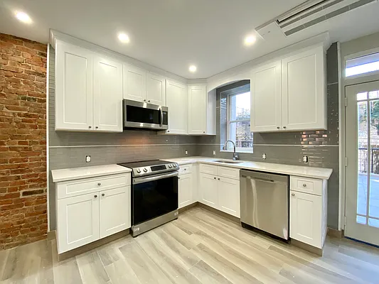 Rented by Remax Real Estate Professionals | media 84