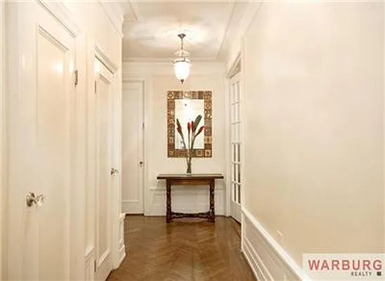 Sold by Warburg | media 13