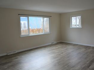 80 S Forest Rd, Buffalo, NY 14221