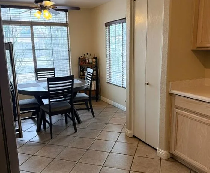 740 W Baylor Ln — Photo 10