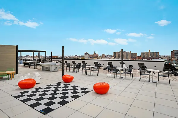 Rented by Nooklyn NYC LLC | media 72