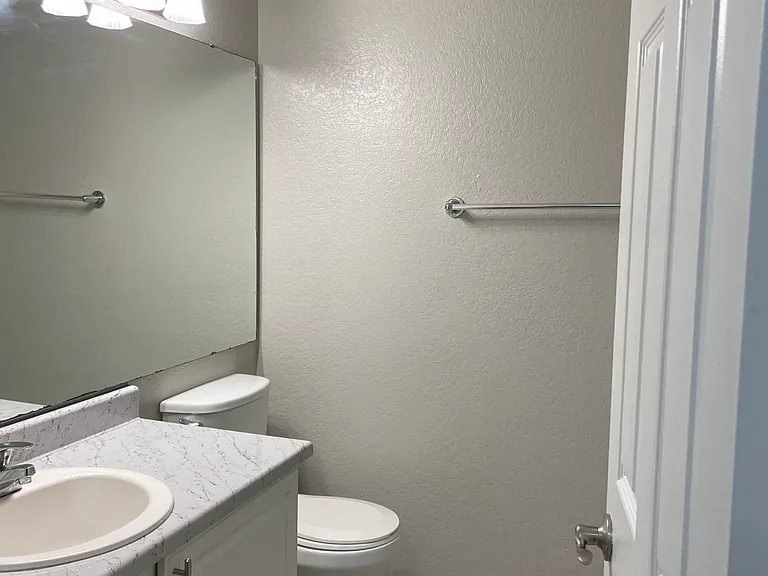 Redmond Park Apts — Photo 122