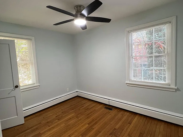 1000 Pepper Ave — Photo 11