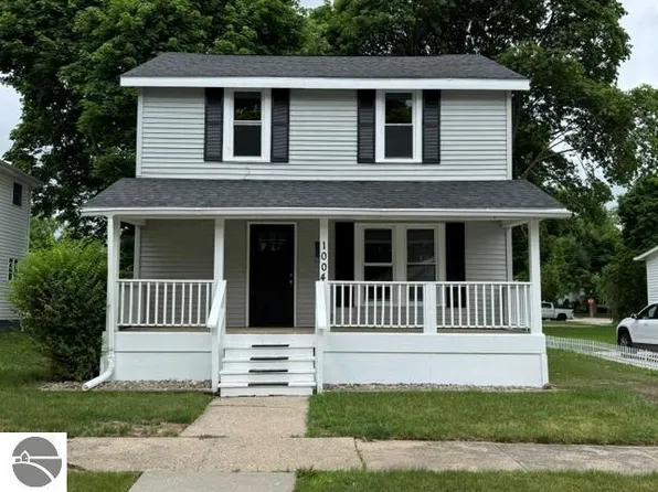 1004 S Kinney Ave, Mount Pleasant, MI 48858