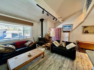 165 Old Mammoth Rd, Mammoth Lakes, CA 93546