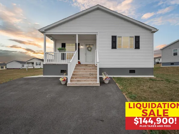 311 Oriole Dr, Carlisle, PA 17013