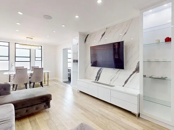 3145 Brighton 4 St #517, Brooklyn, NY 11235