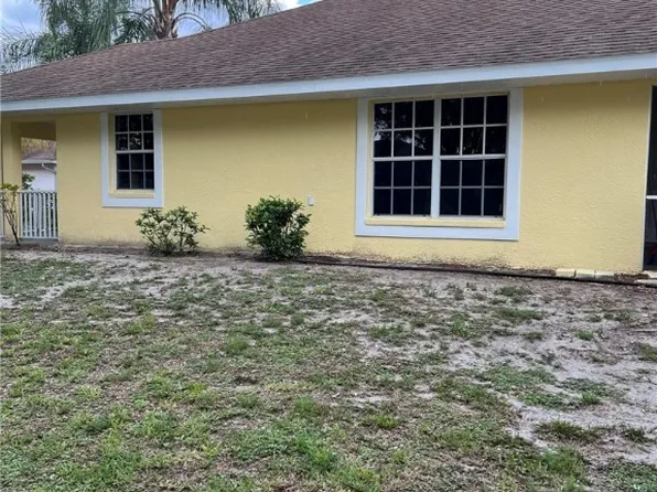 1142 Serenity Ln, Immokalee, FL 34142