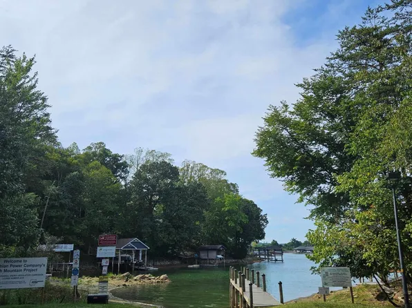 Lots 63&65 Meadow Point Dr, Moneta, VA 24121