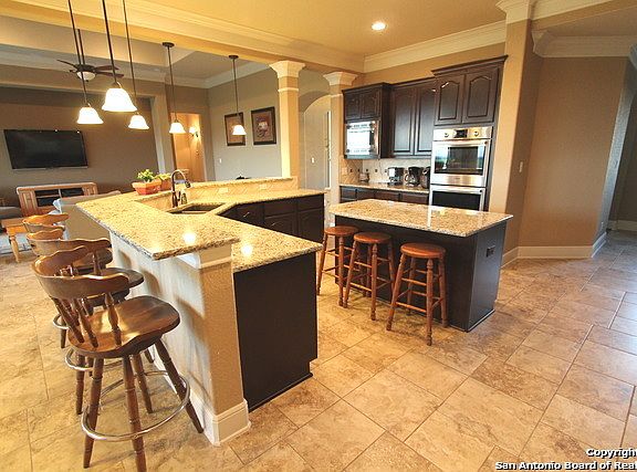3rd image of 125 Triple Bend Dr