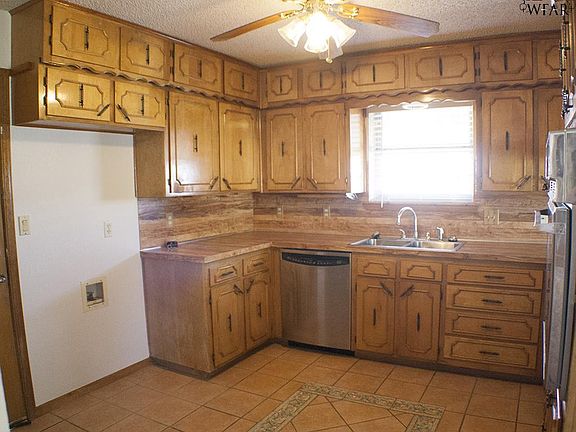 4th image of 1714 Meadowcliff Dr
