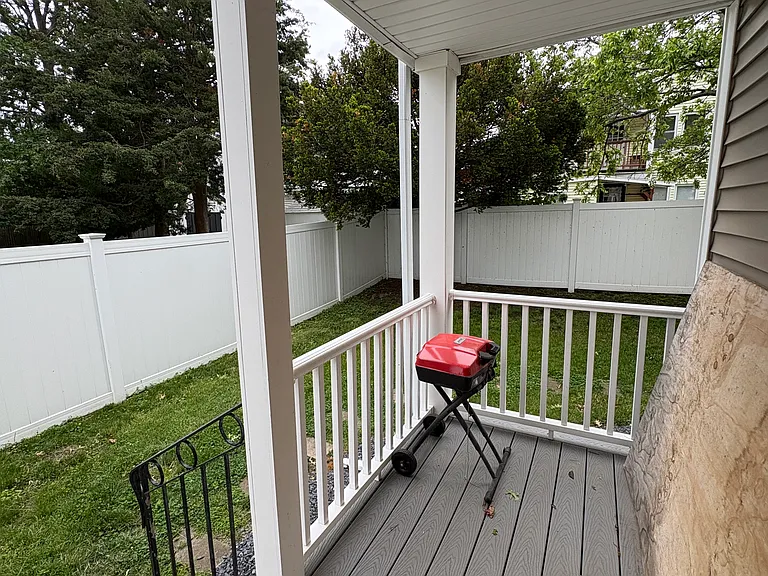 51 Avalon Ave #51 — Photo 17