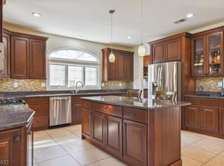 14 Whitbay Dr, West Orange, NJ 07052
