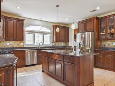 14 Whitbay Dr, West Orange, NJ, 07052