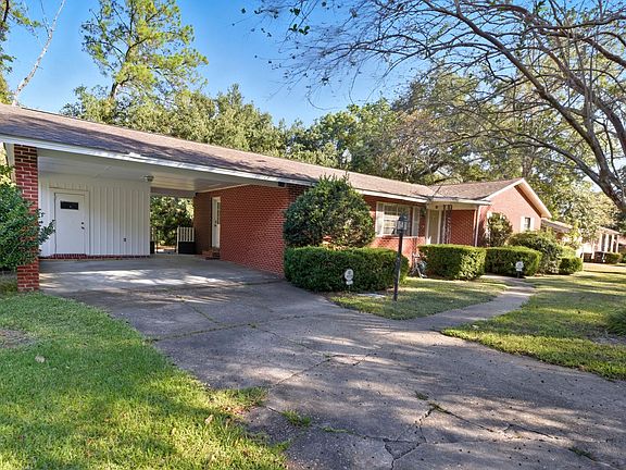 2nd image of 117 Chapel Dr