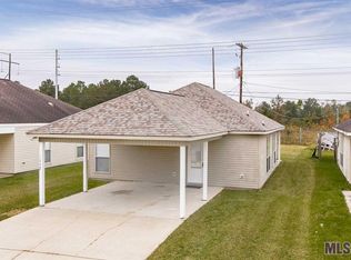 1117 Meadow Glen Ave, Zachary, LA 70791