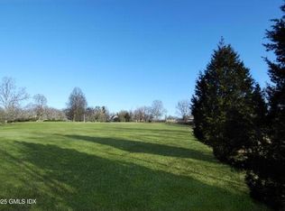 25 Buckfield Ln, Greenwich, CT