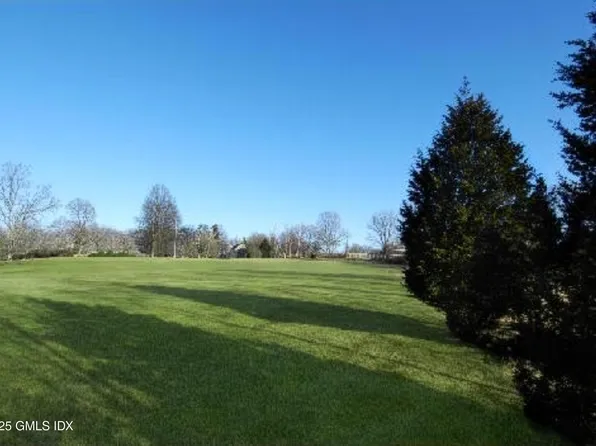 25 Buckfield Ln, Greenwich, CT 06831