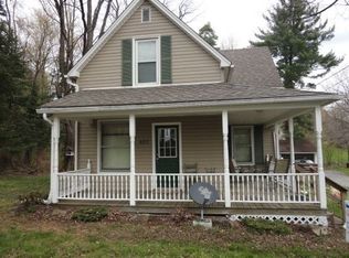 407 W Prairie St, Harrisville, PA 16038