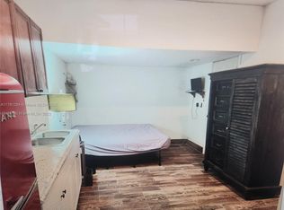 2251 NW 87th Ter, Pembroke Pines, FL 33024
