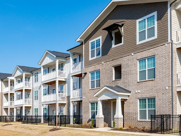 City Place at Germantown Apartments — Photo 21