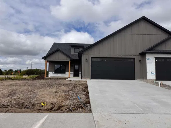 1143 Edward Dr, Northliberty, IA 52317