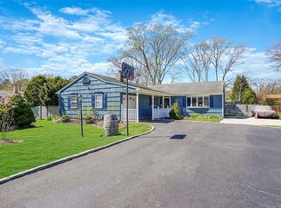 257 Thrift St, Ronkonkoma, NY 11779