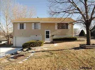 13969 P St, Omaha, NE 68137