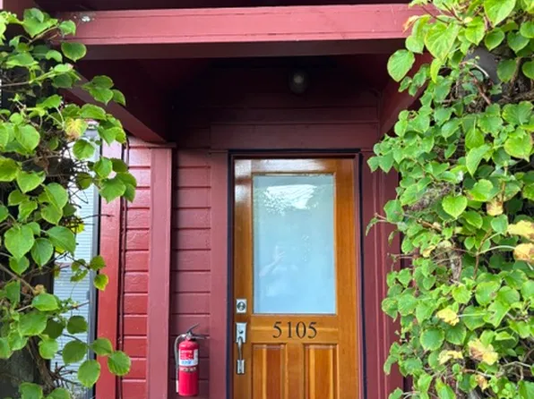 5107 Cedar St #2, Astoria, OR 97103
