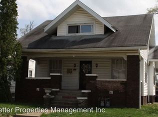 709 Bayard Park Dr, Evansville, IN
