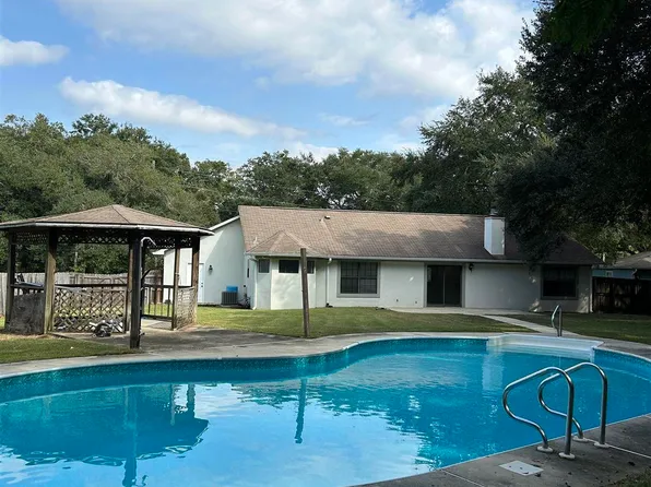 11689 Wakefield Dr, Pensacola, FL 32514