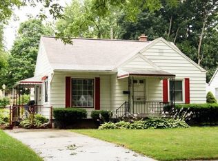 521 N Dexter Dr, Lansing, MI 48910