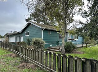 1375 Fenwick Ave, Coos Bay, OR 97420
