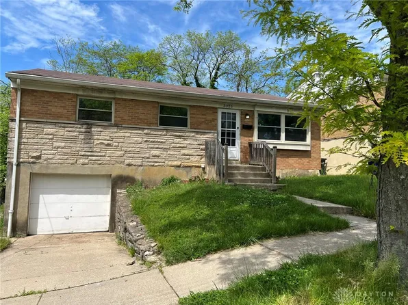 3025 Aquadale Ln, Cincinnati, OH 45211