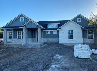 4083 Golden Eagle Dr, Bryan, TX 77808