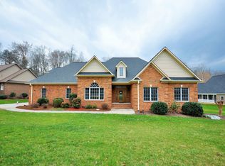 4602 Bentford Rd, Greensboro, NC 27406