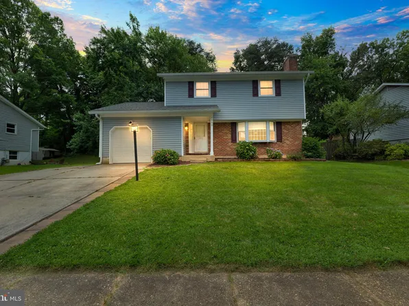 559 Lanny Ct, Millersville, MD 21108